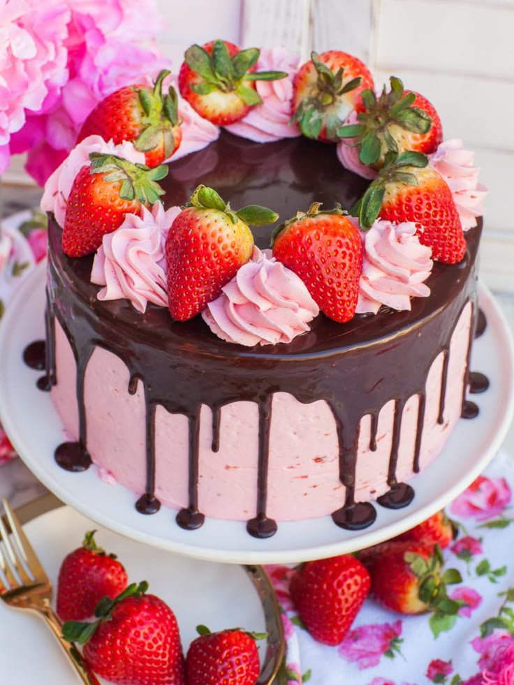 Kue Stroberi